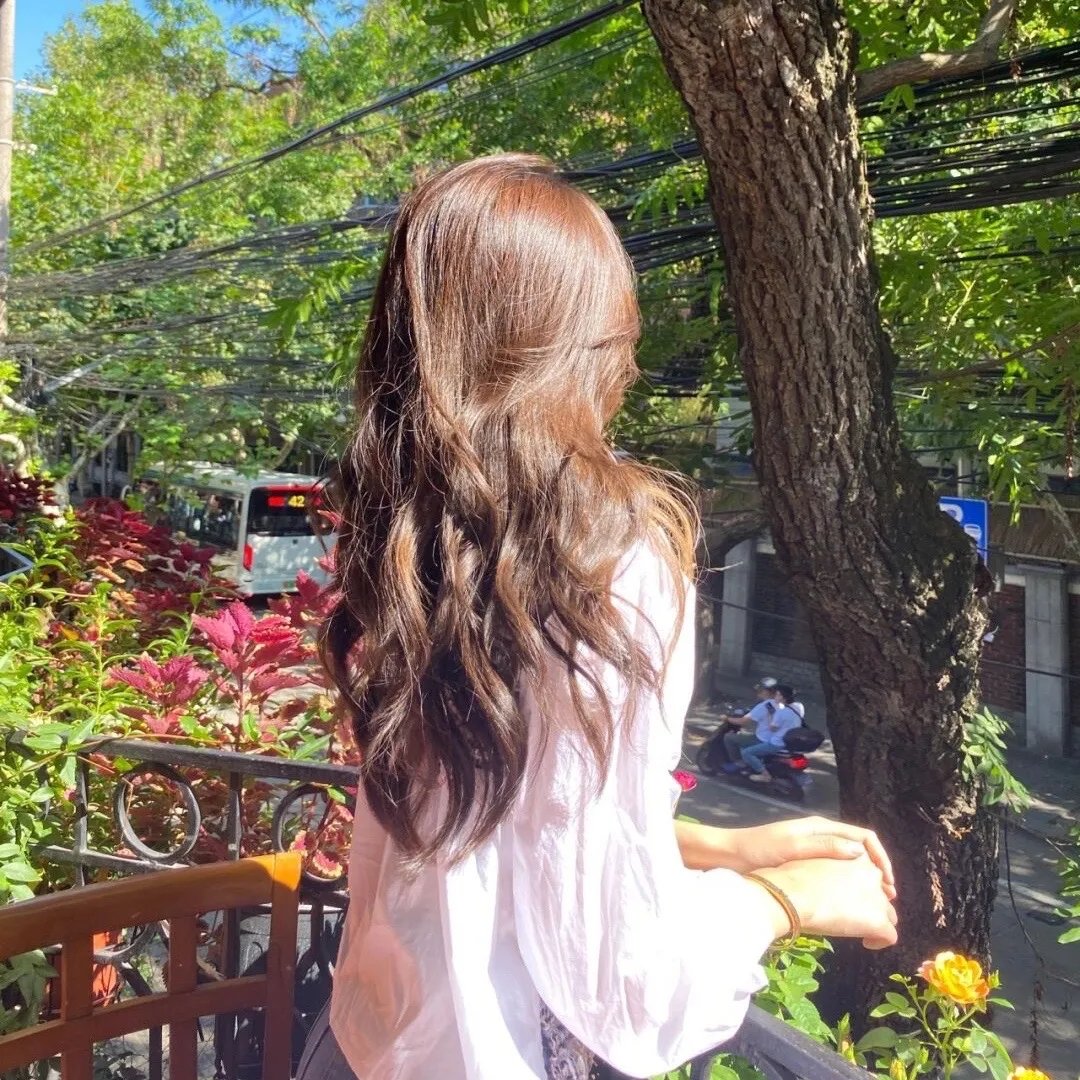 身价三亿的老娘被送进了养老院